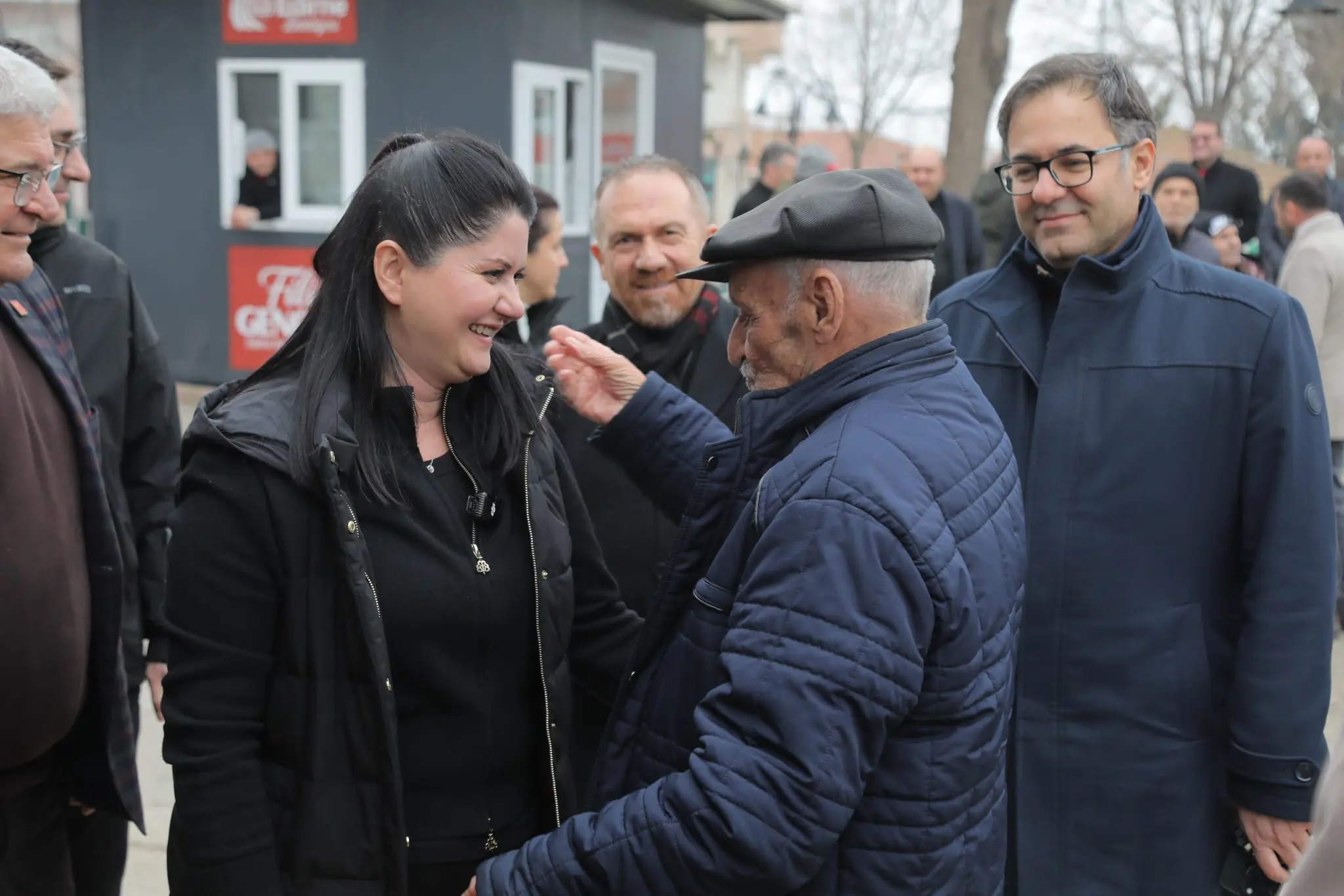 BAŞKAN GENCAN, YILDIRIM’DA MAHALLE ZİYARETLERİNİ SÜRDÜRDÜ galeri görseli